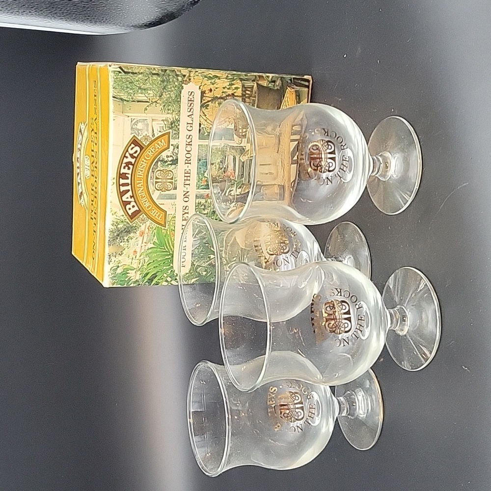 Set of 4 Bailey's On the Rocks Cocktail Glasses Vintage in Box